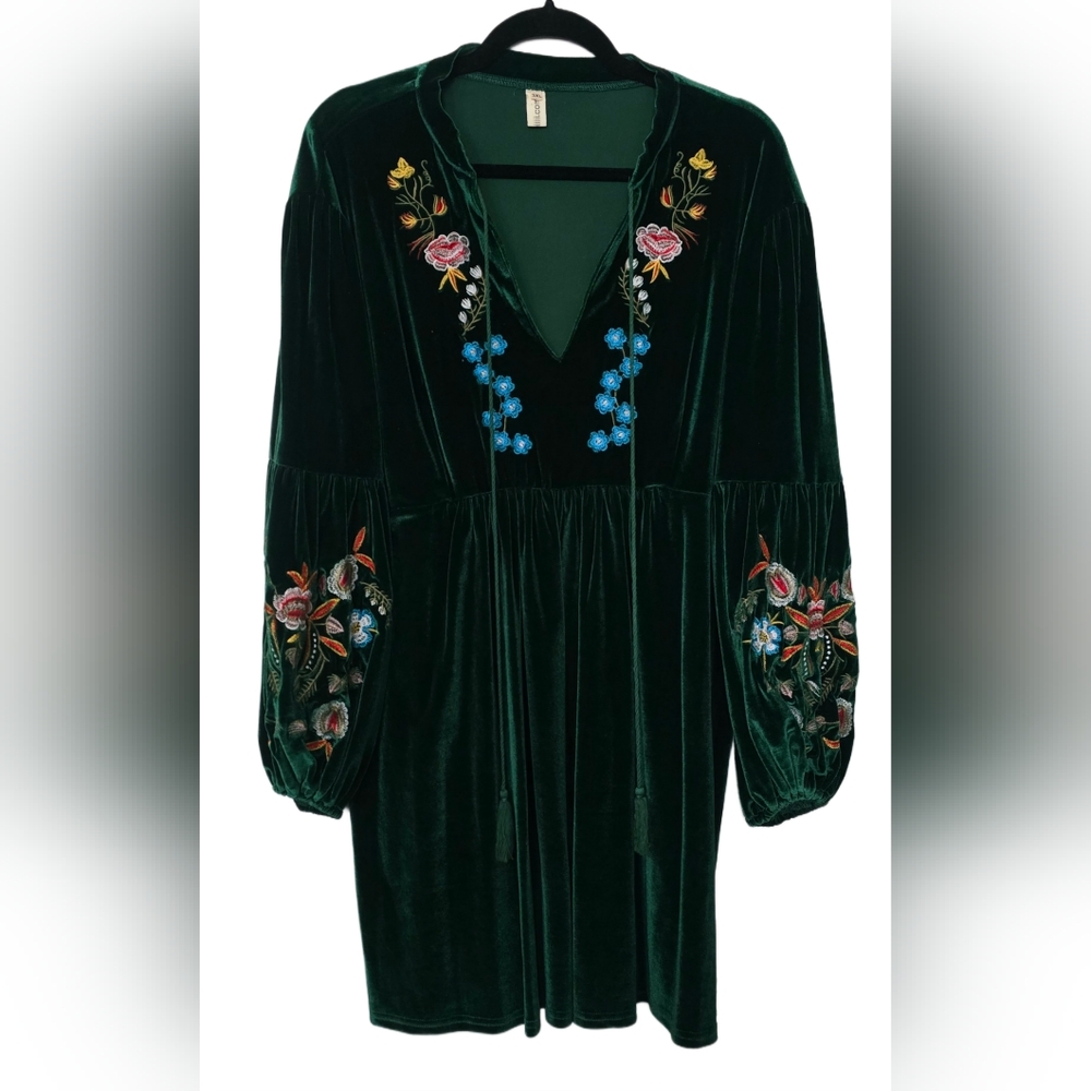Womens Green Velvet Dress